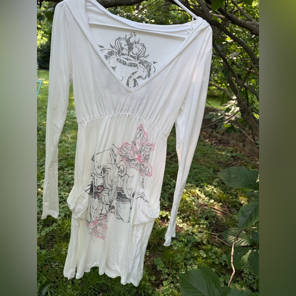 LA KEY CLOSET WOMEN’S SMALL White Hooded V  Dress with Embellished Koalas NWOT